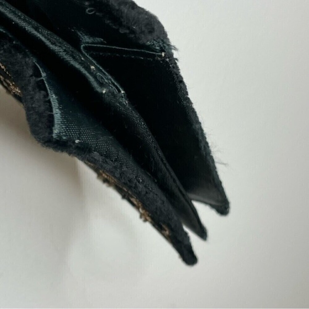 Vintage velvet embroidered bag with faux pearls - Picture 5 of 16